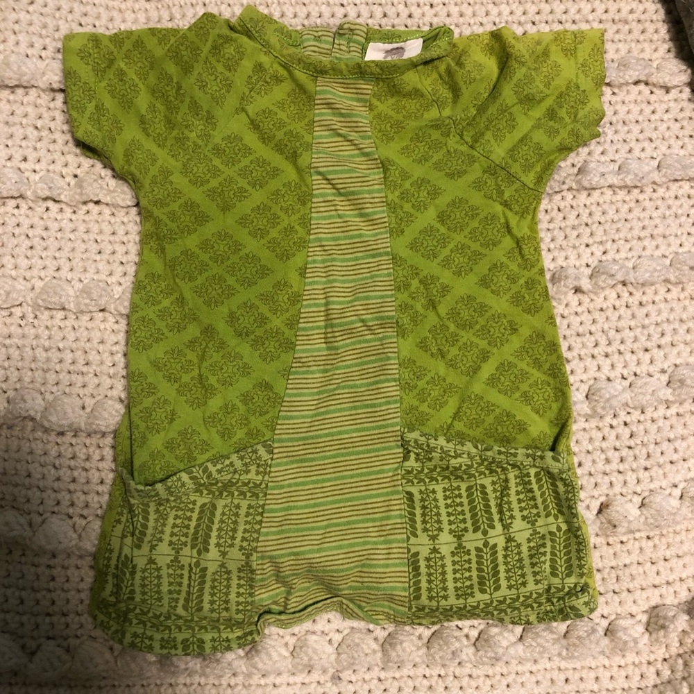 Beautiful Kate Quinn Batik Dress 6-12 months